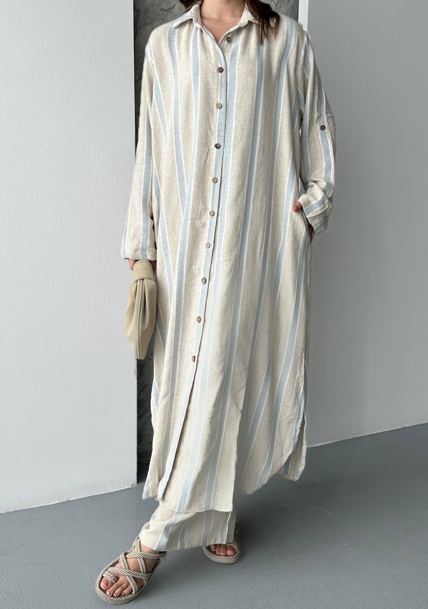 Ensemble chemise longue et pantalon à rayures bleues DERYA