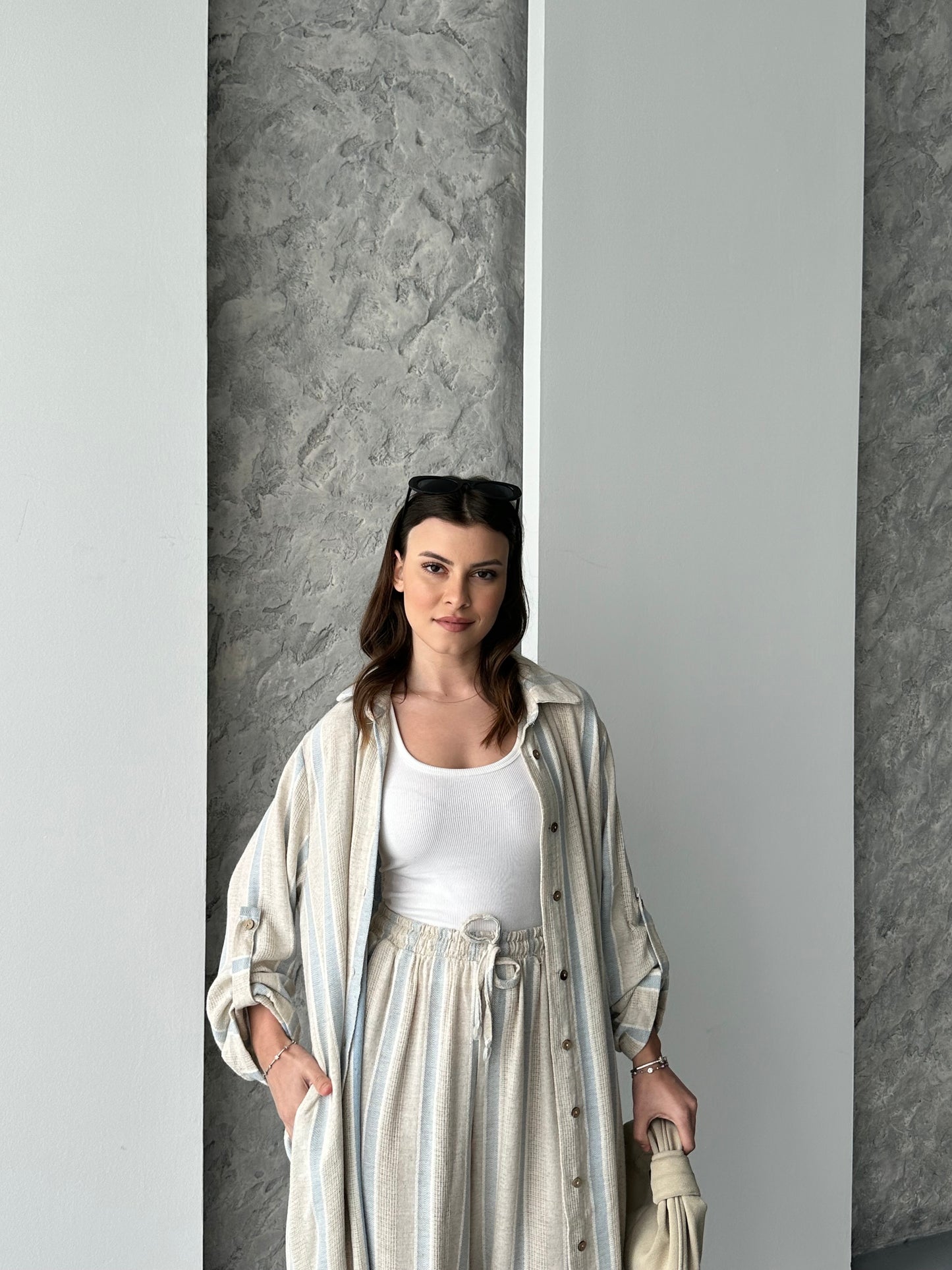 Ensemble chemise longue et pantalon à rayures bleues DERYA